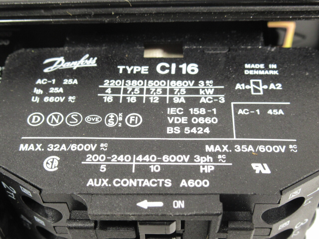 Danfoss DOL Starter CI 16 92/110V 50/60Hz 11-16A Start/Stop/Reset Metal Base NOP