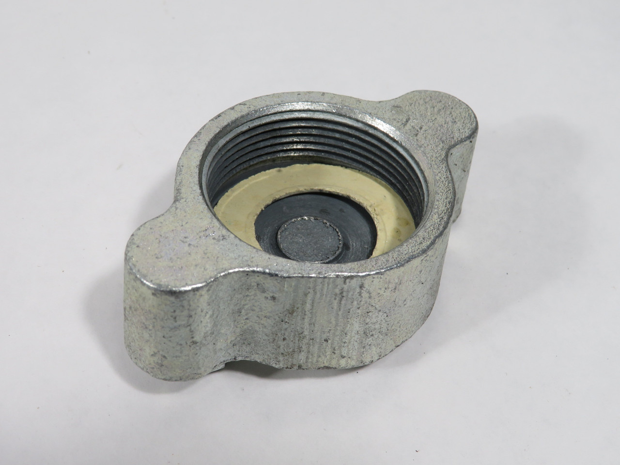 Dixon Boss B12SC Wing Nut Cap 3/4" and 1" Plated Iron NO CHAIN NOP