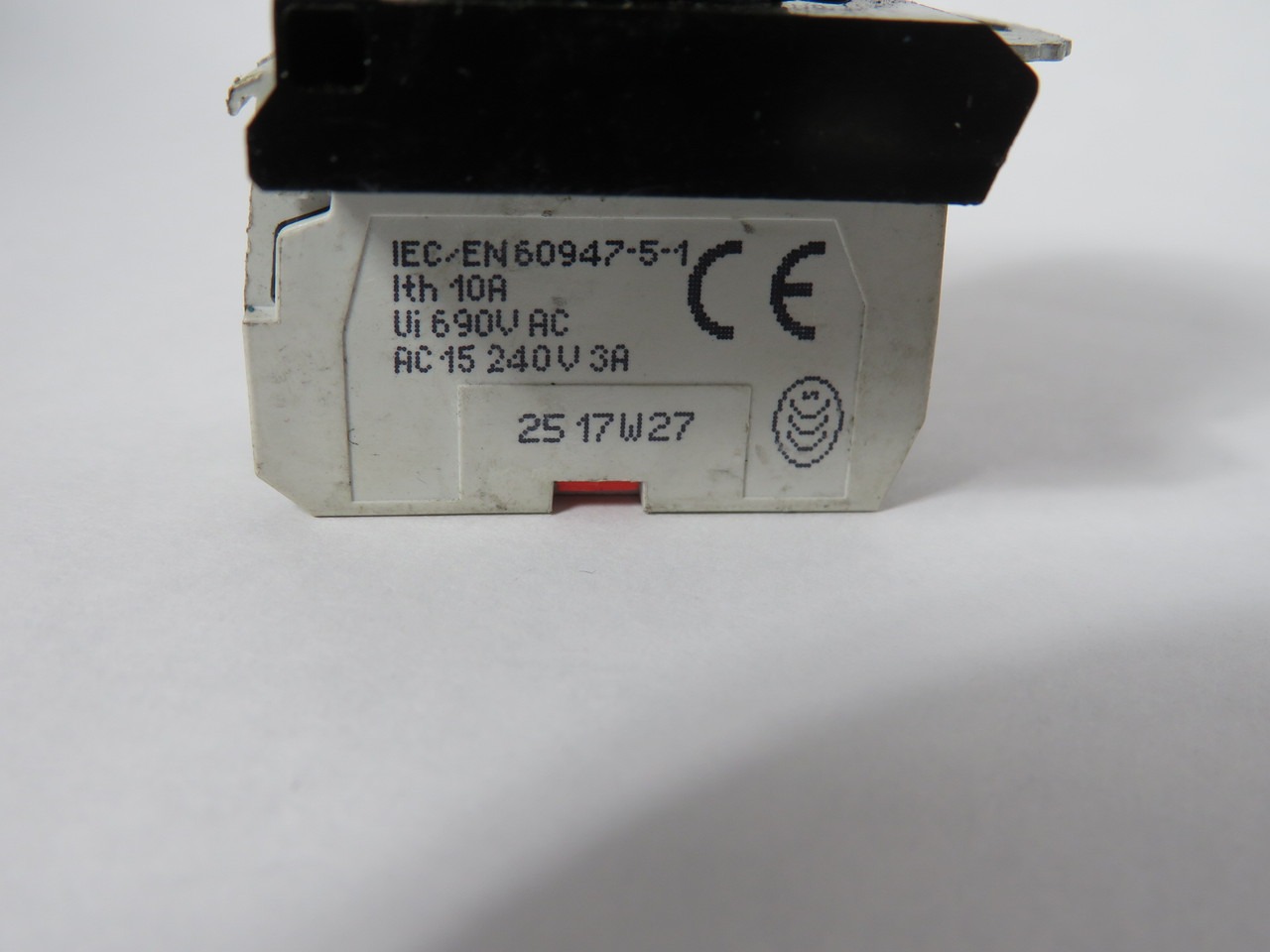 Baco L22ED01-3E01 Twist Release Emergency Button 1NC 10A 690AC AC15 240V 3A USED