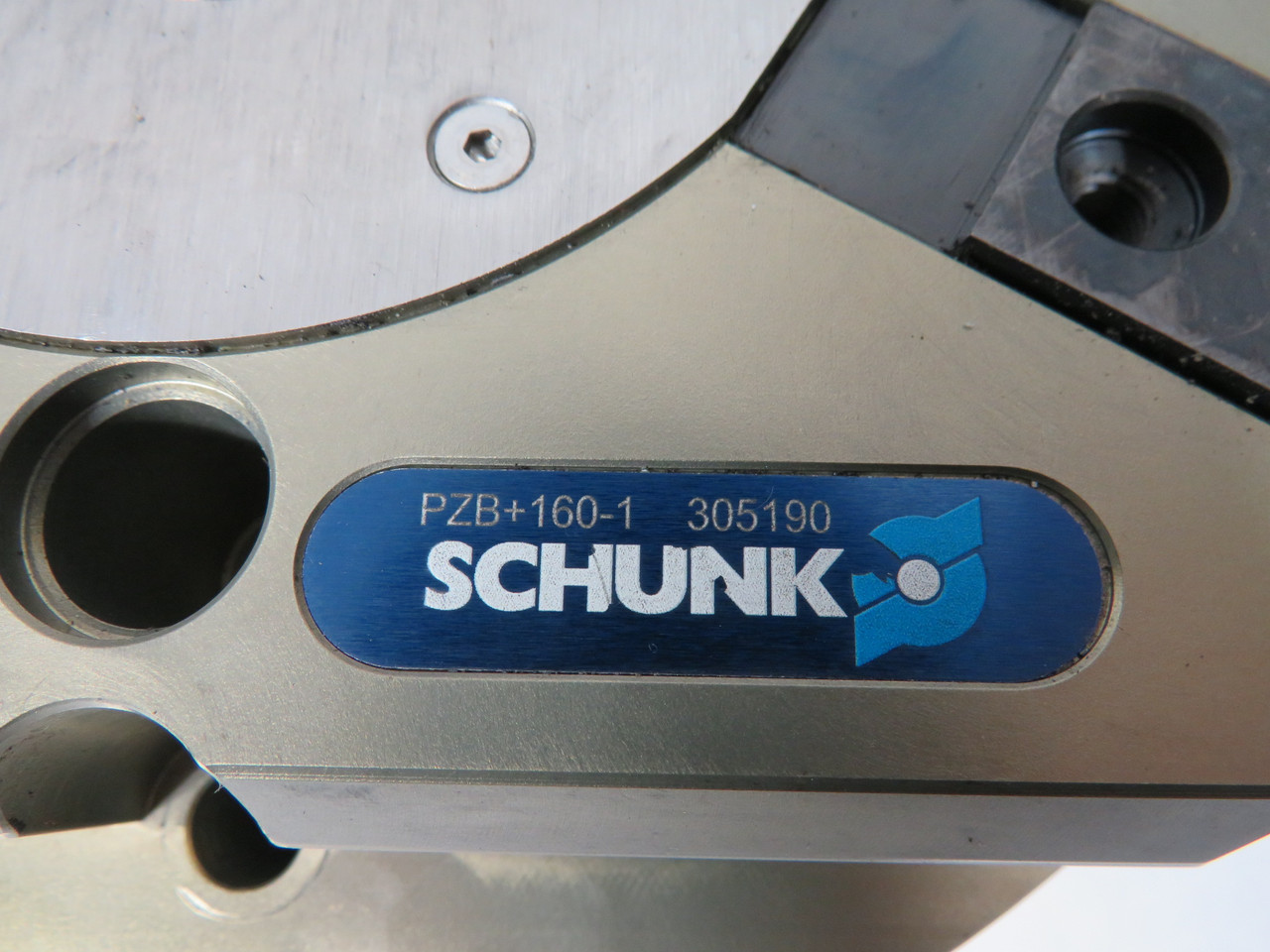 Schunk PZB+160-1 305190 Universal Gripper 13mm Stroke per Jaw USED