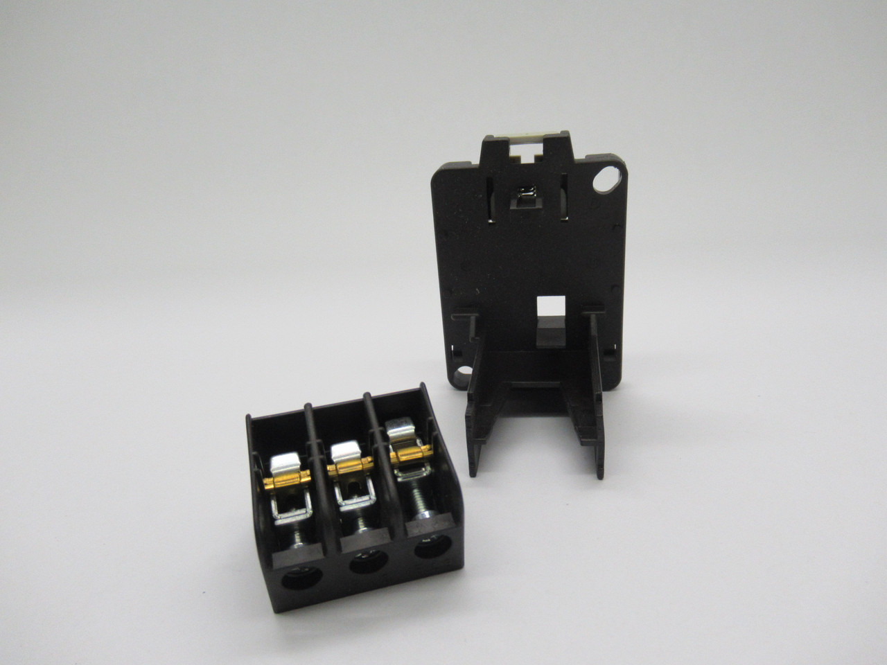 IMO U12SM-MC DIN Rail Mounting Kit For U12/16E MC Overloads RIPPED BAG NWB