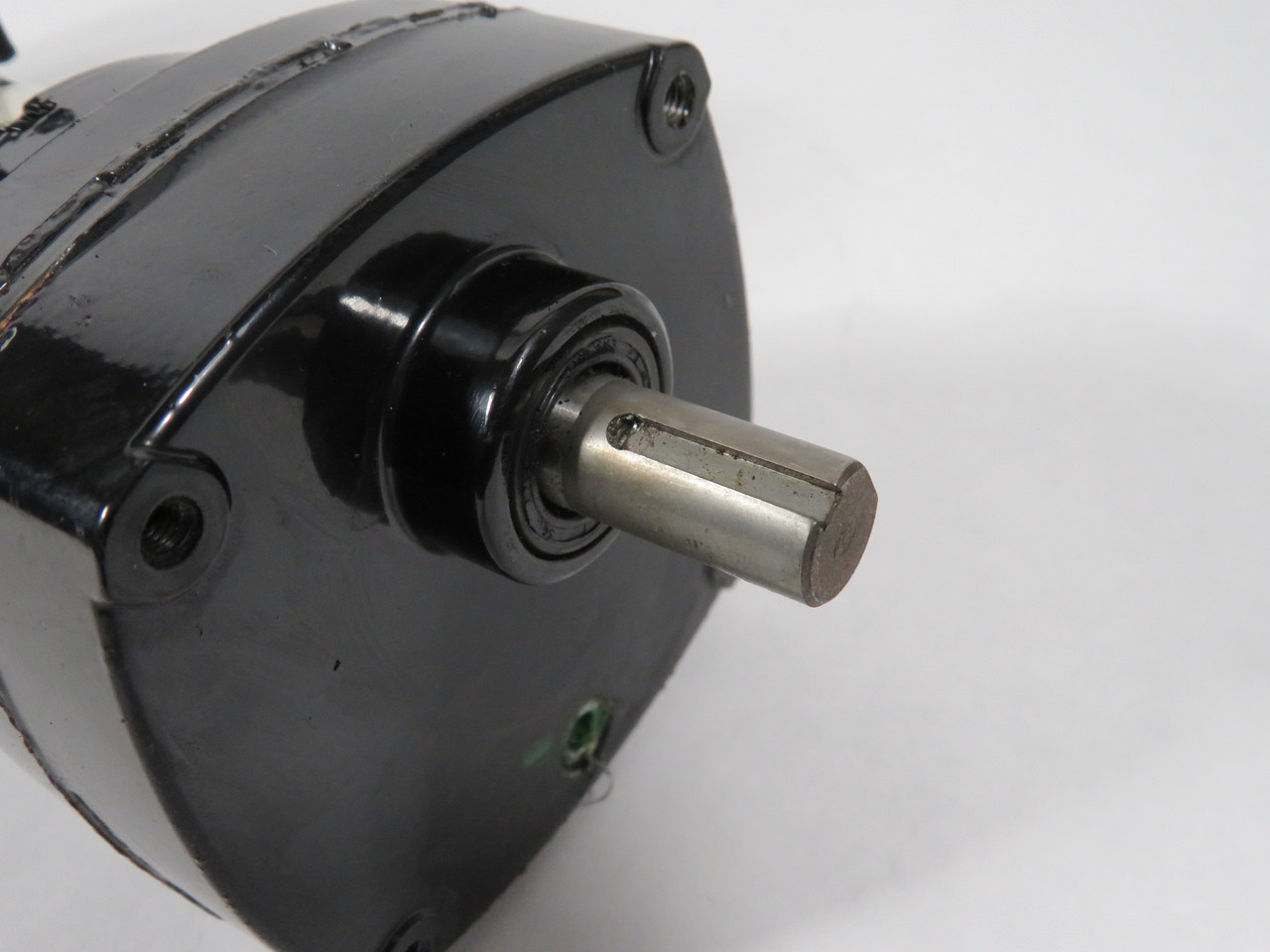 Bison 011-190-0007 DC Gearmotor 6.7:1 11 in-lbs 1/20HP 269RPM 90VDC 0.62A USED