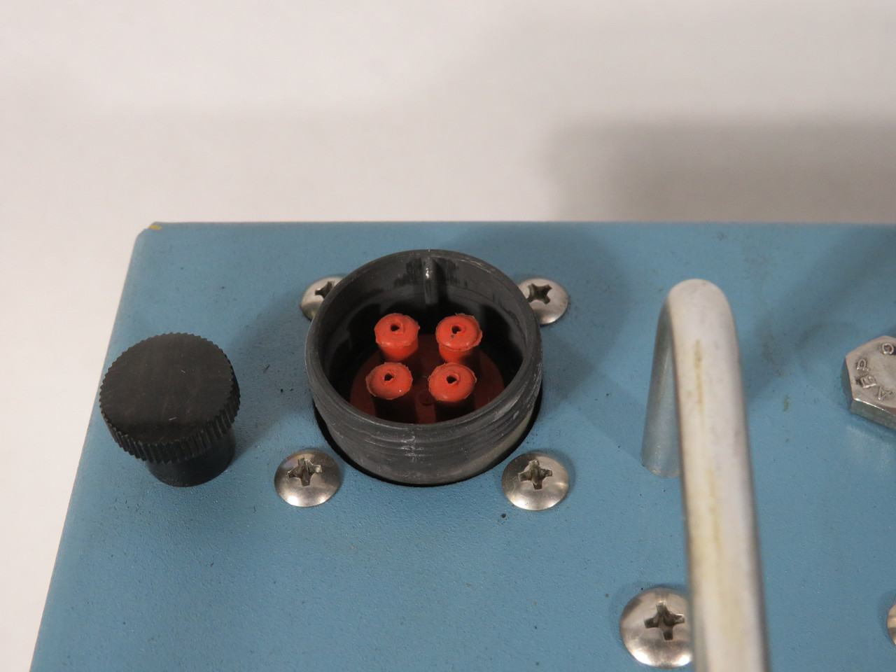 American Ultraviolet R06F31HS0-P2Z UV Controller and Fixture 220V 1Ph 10A USED