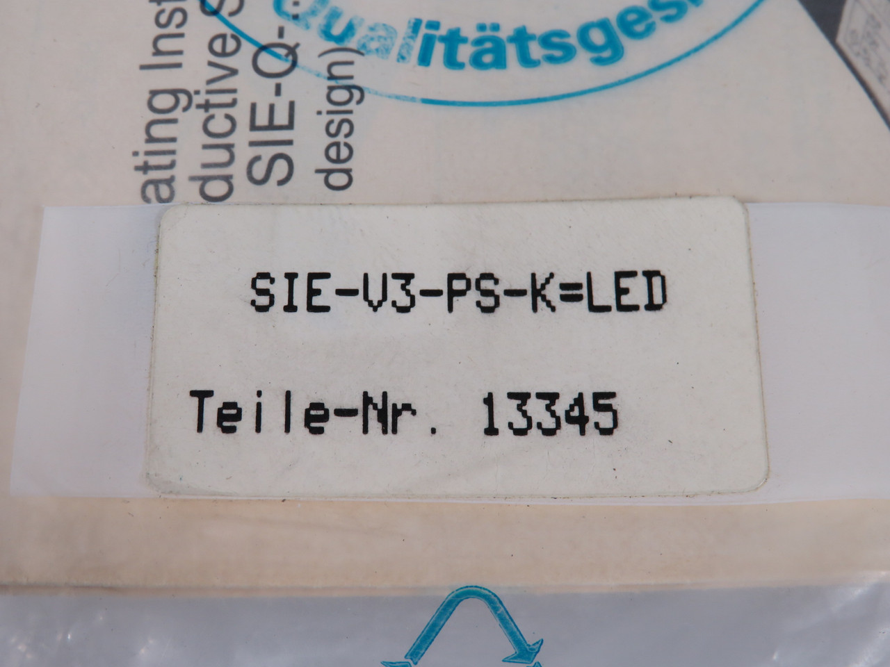 Festo 13345 SIE-V3-PS-K-LED Inductive Proximity Sensor 10-30VAC/DC 400mA NWB