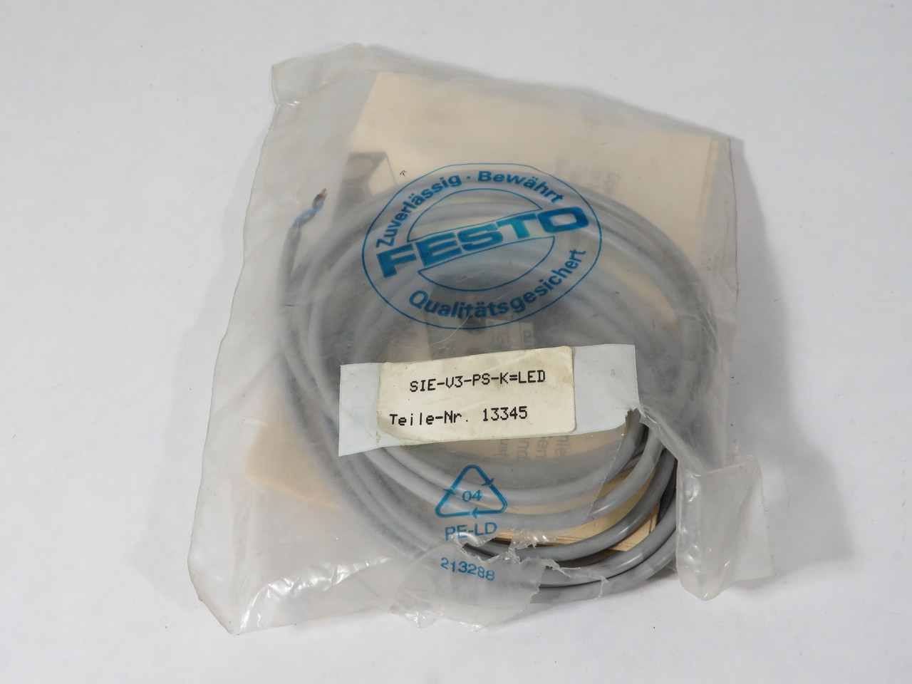 Festo 13345 SIE-V3-PS-K-LED Inductive Proximity Sensor 10-30VAC/DC OPEN BAG NWB