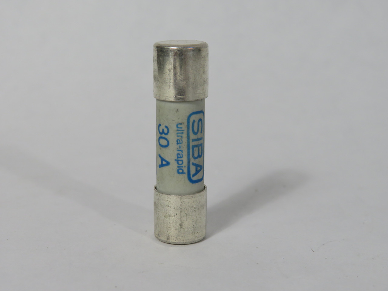 Siba 50-179-06-30A Ultra-Rapid Fuse 30A 690/700V USED