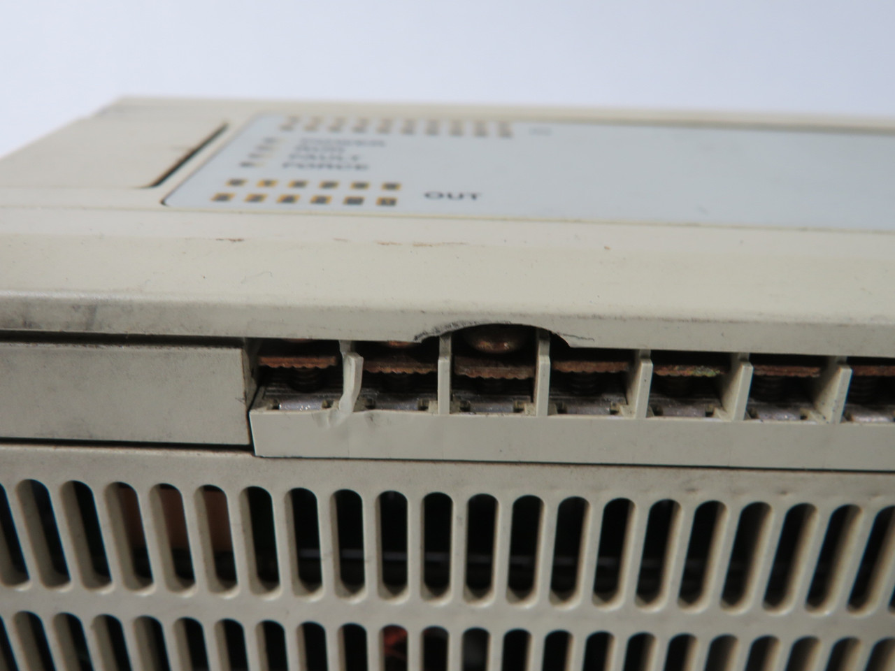 Allen-Bradley 1761-L32AAA MicroLogix Programmable Controller DAMAGED CLIPS USED