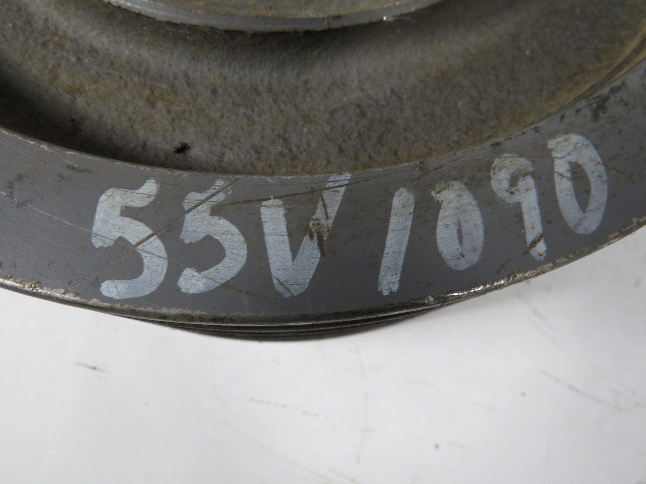 Generic 55V1090E Sheave 7/8 – 3-1/2” E Bushing 5-Groove 10-7/8" OD 5V Belt USED
