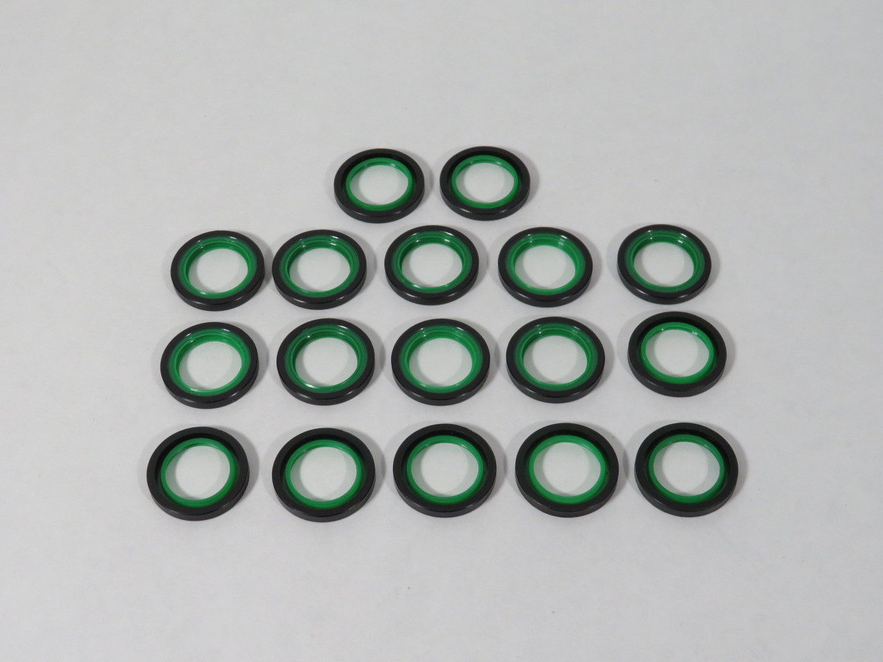 INA SD16X24X3-A Radial Rotary Shaft Seal 16x24x3mm Lot of 17 NOP