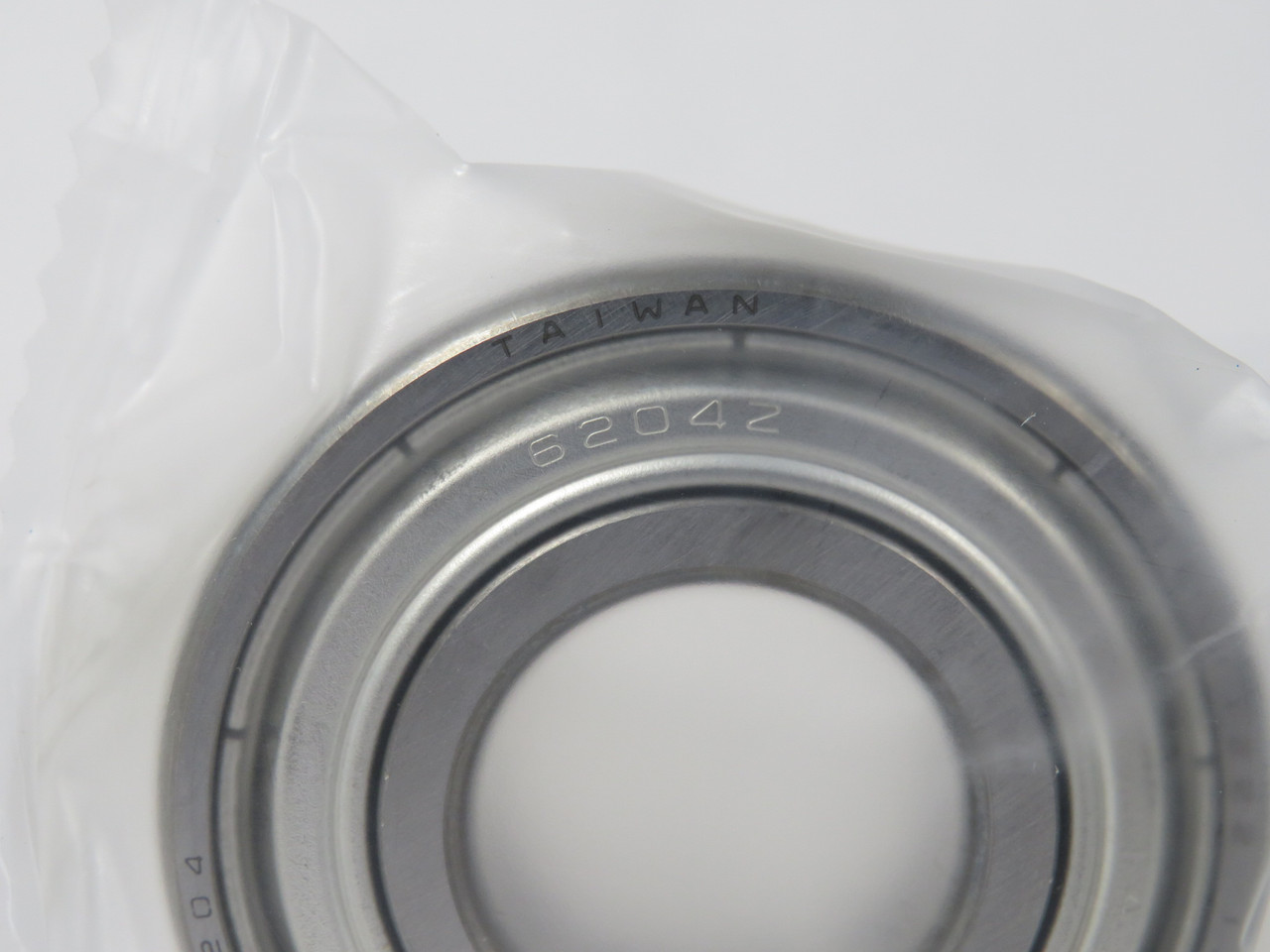 NTN 6204ZZ Deep Groove Ball Bearing 47mm OD 20mm Bore 14mm W NEW