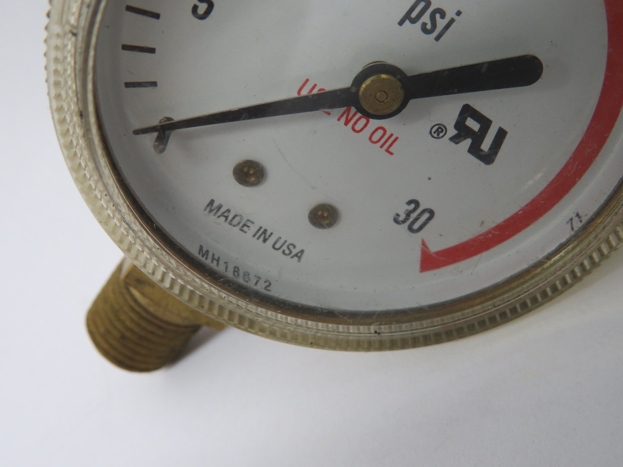 Generic MH18672 Dry Pressure Gauge 0-30 psi 2" Dial 1/4" NPT USED