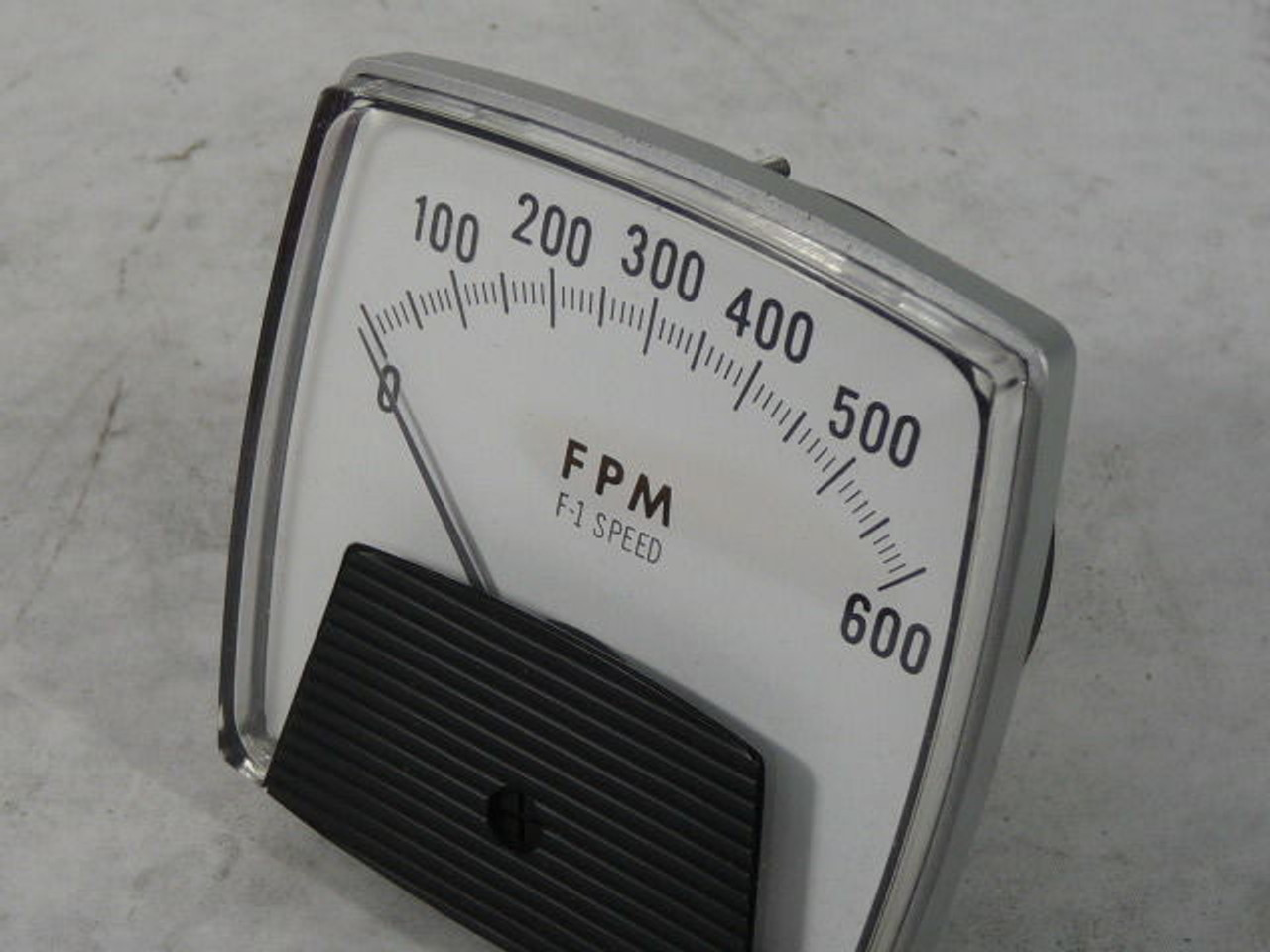 Modutec 380386 Panel Meter F1 Speed Range 0-600FPM ! NEW !
