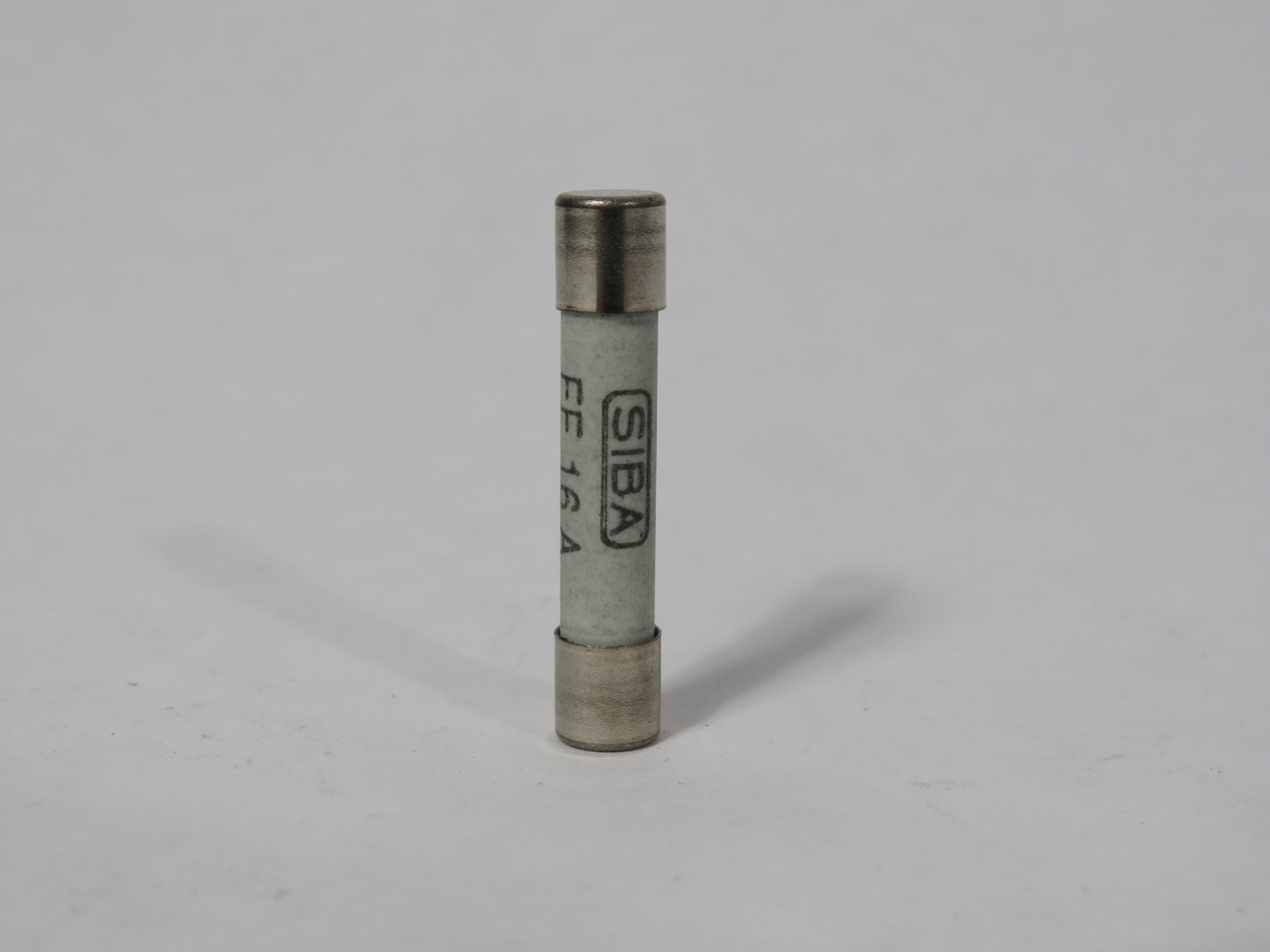 Siba 70-125-40/16A Very Fast-Acting Fuse 16A 500V USED