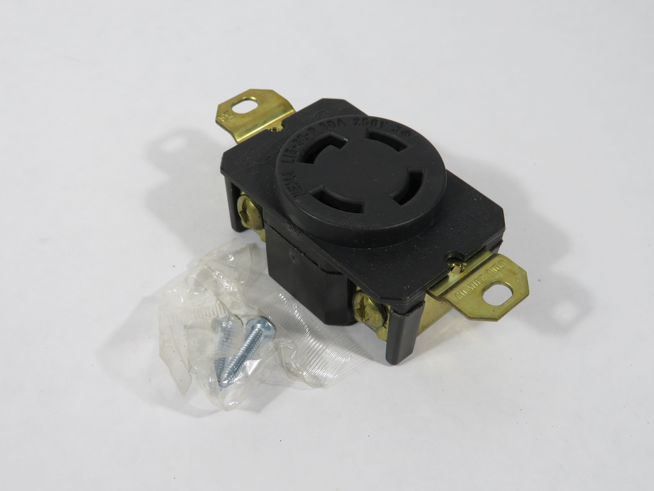 Pass & Seymour L1530-RCN Turnlok Receptacle 30A 250V 4W 3P NEMA L15-30R NEW