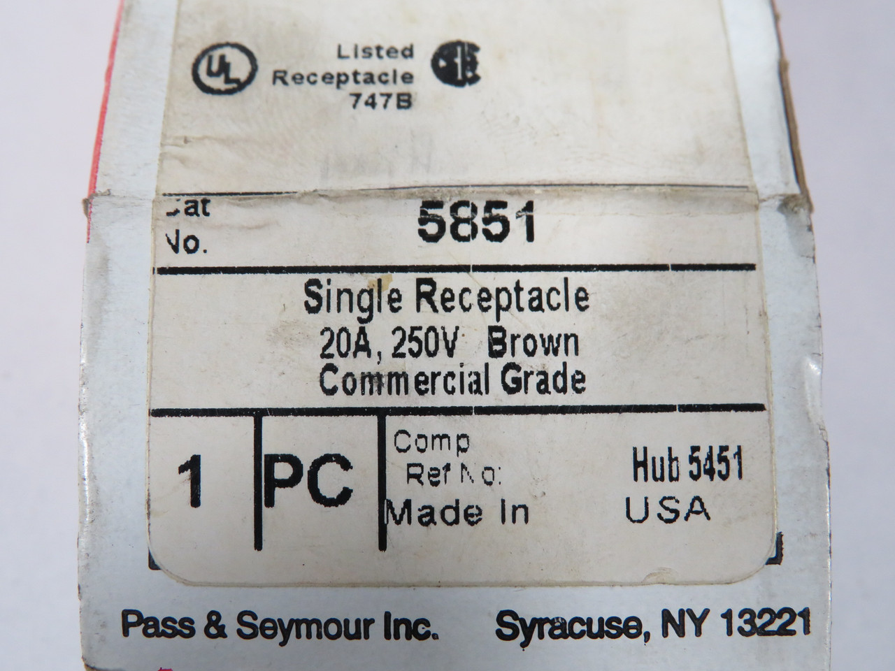 Pass & Seymour 5851 Heavy-Duty Single Receptacle 20A 250V 3W 2P Brown NEW