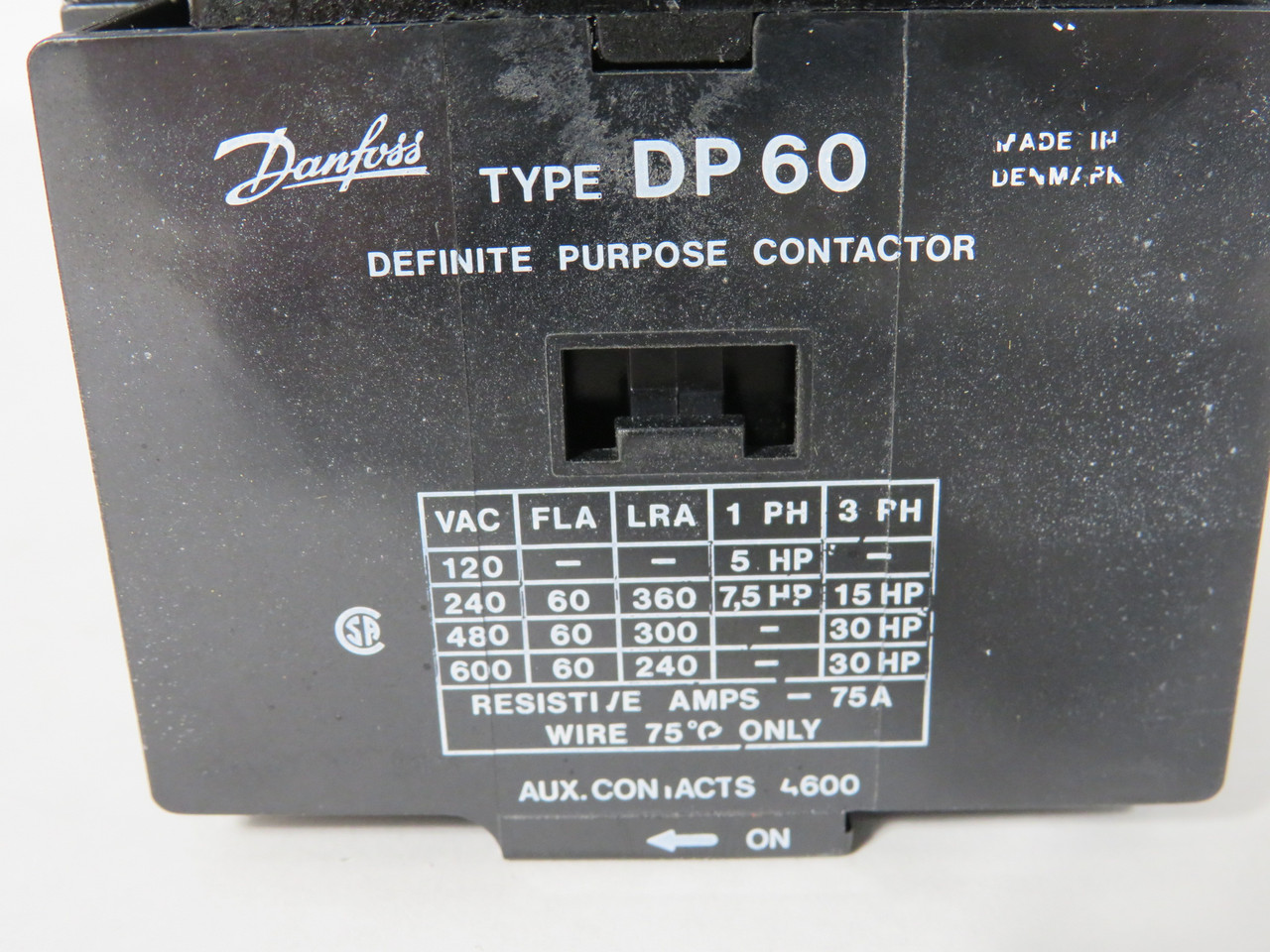 Danfoss 037H0160-28 Contactor DP 60-3C 208-230V 60Hz 3P 60FLA 75A NO CLIP NEW