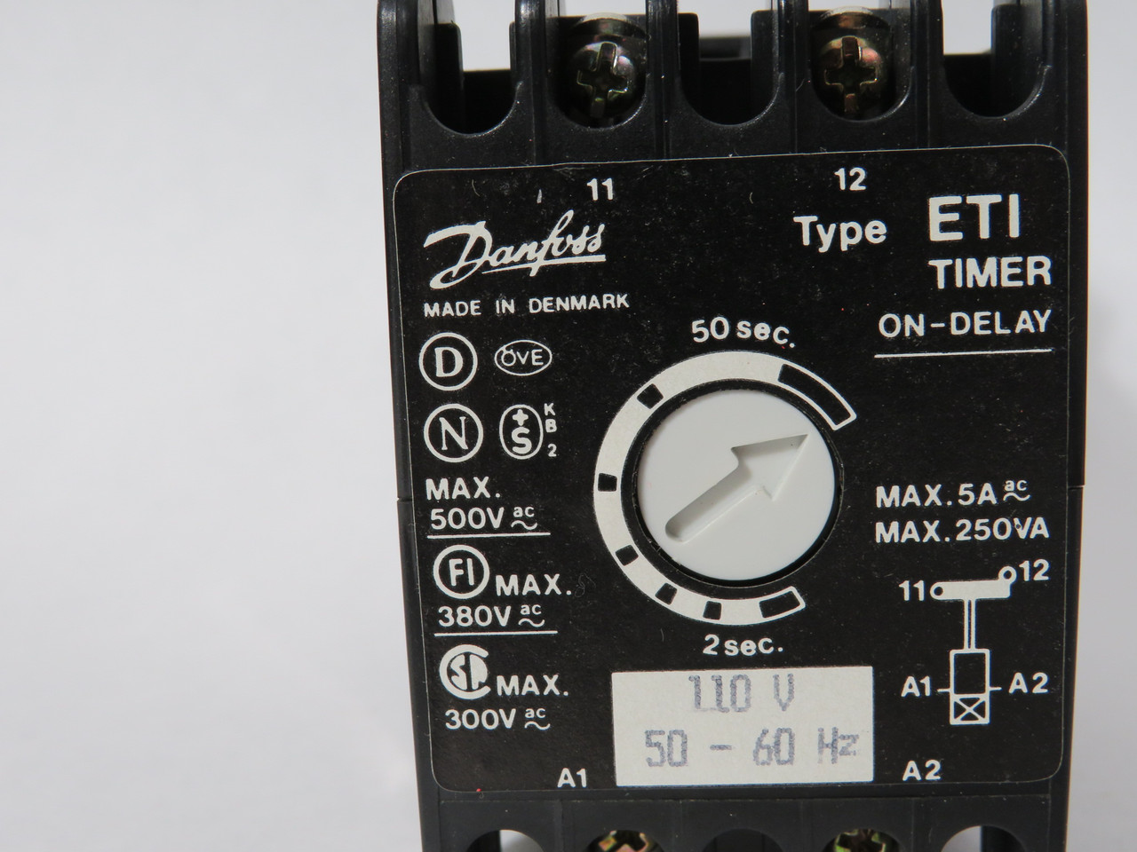 Danfoss 047L0213 Type ETI ON-Delay Delta Timer 2-50Sec SPST 110V 50-60Hz NEW