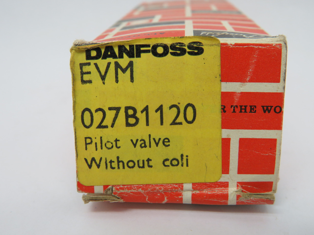 Danfoss 027B1120 EVM Pilot Valve NO COIL 65 bar 943 psig 0.393gal/min NEW