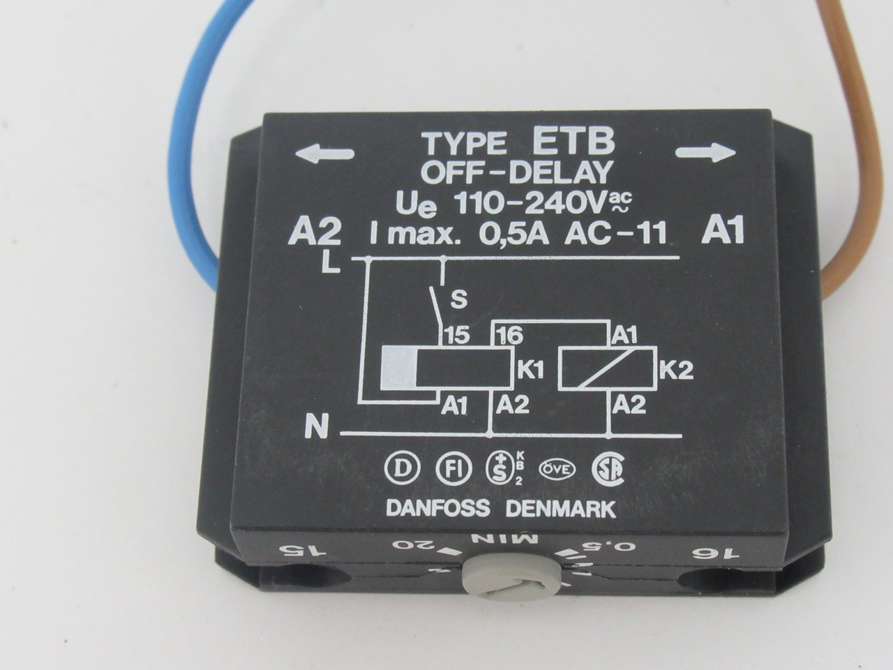 Danfoss 047H0185 Black OFF Delay Contactor Timer 0.5-20Min 110-240VAC USED
