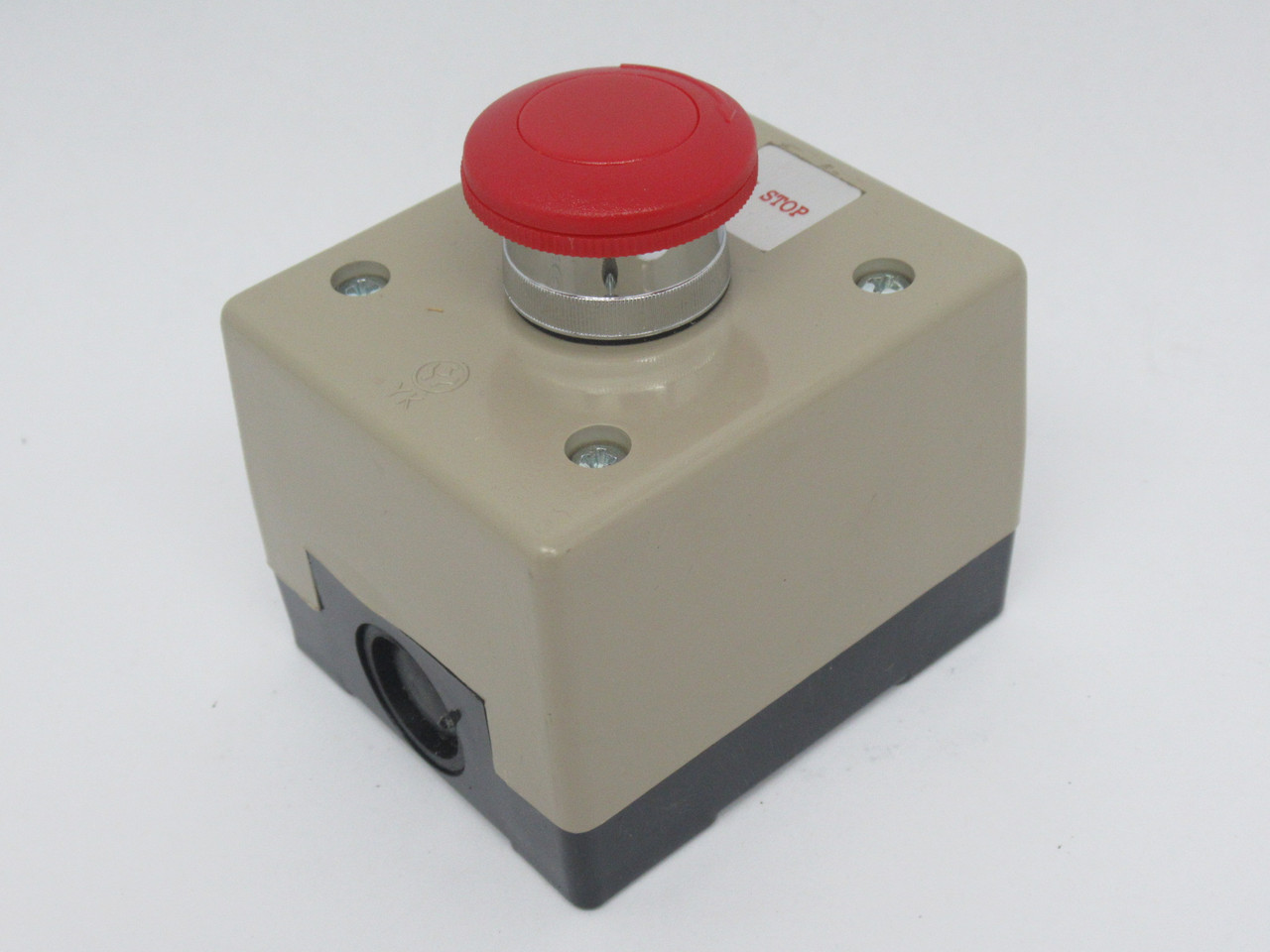 Generic 1MHL Twist Release Emergency Stop Control DISCOLORED/SHELF WEAR NOP