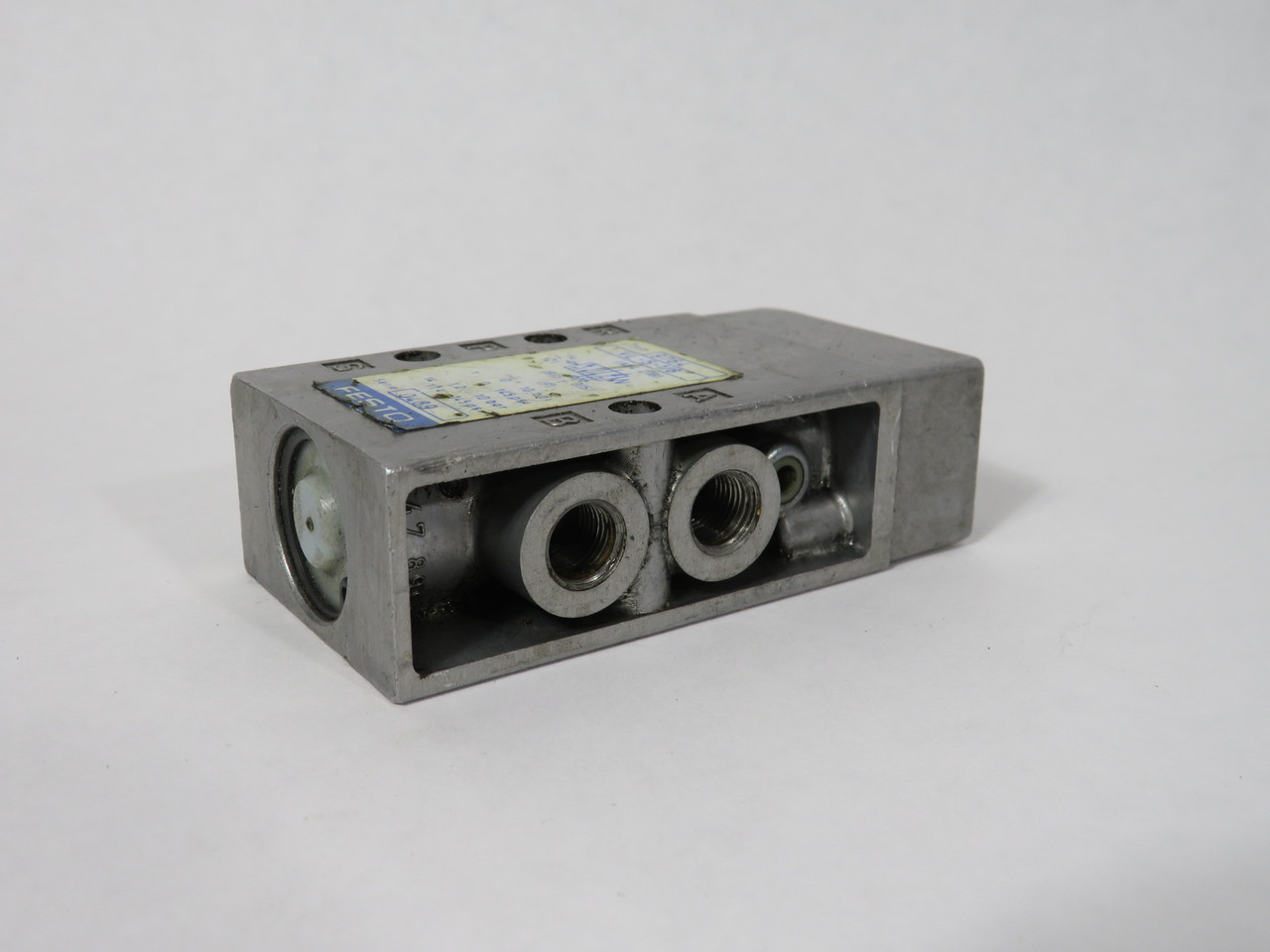 Festo 9764 VL-5-1/8 5/2-Way Poppet Seat Valve G1/8 0-10 bar 0-145 psi USED