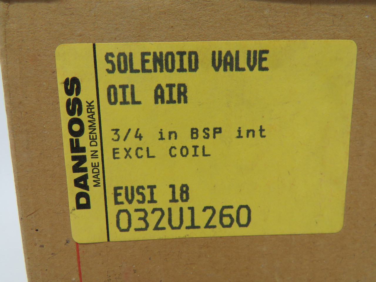 Danfoss 032U1260 EVSI 18 Solenoid Valve Oil/Air 3/4" BSP NO COIL NEW
