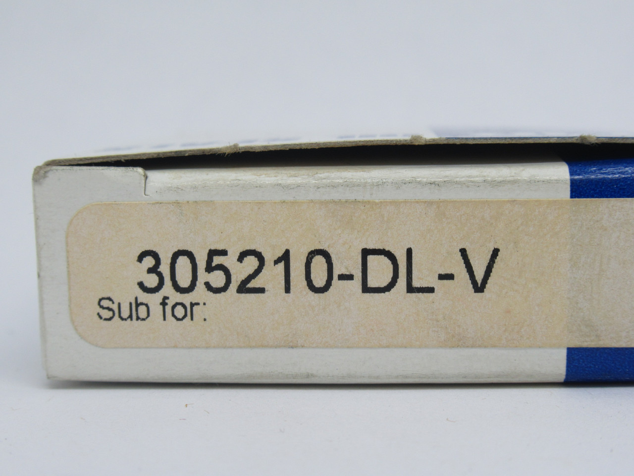DMR 305210-DL-V Double Lip Oil Seal 30mm ID x 52mm OD x 10mm W NEW