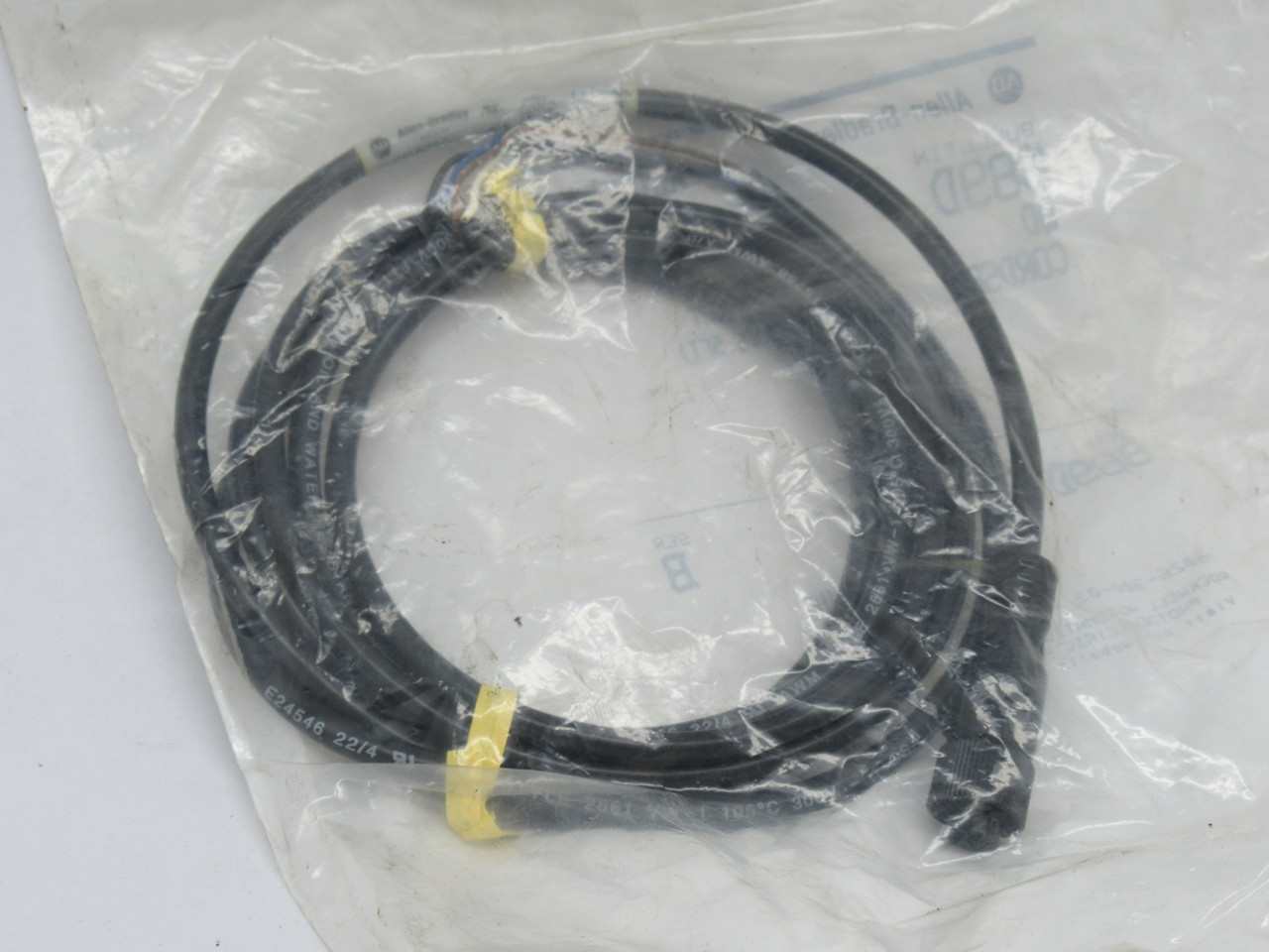 Allen-Bradley 889D-F4BC-2 Quick Disconnect Micro Cable Ser. B 4-Pin 2m L NWB