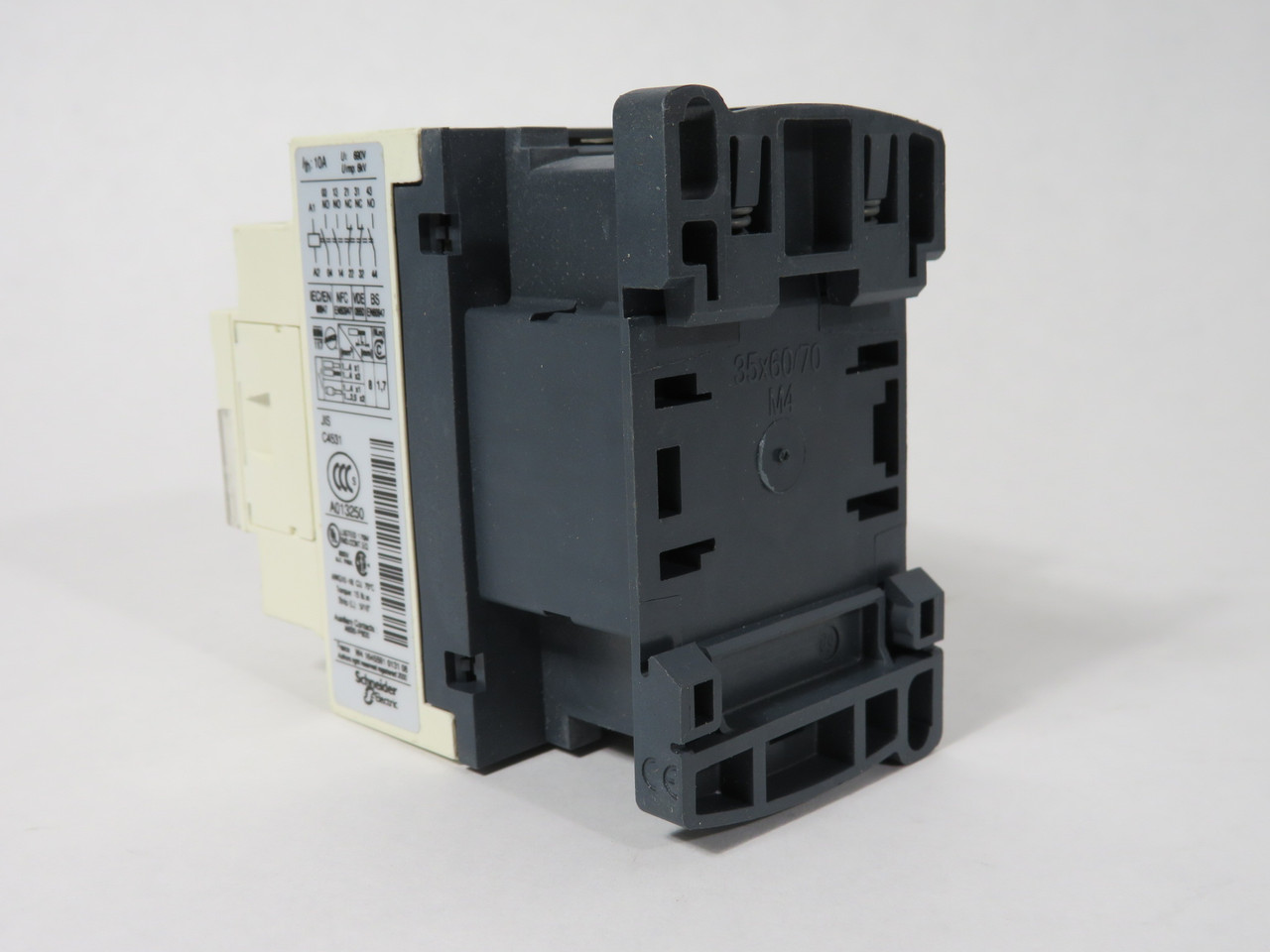 Telemecanique CAD32E7 Control Relay 48V 50/60Hz 690V 3NO 2NC BOX DAMAGE NEW