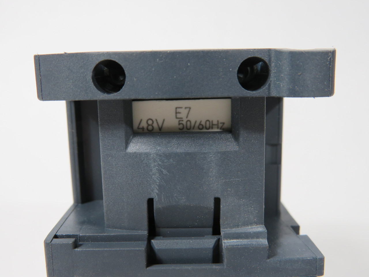 Telemecanique CAD32E7 Control Relay 48V 50/60Hz 690V 3NO 2NC BOX DAMAGE NEW