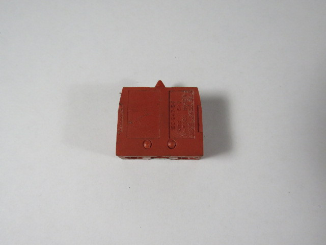 Trillium Controls RB2-BE-102 Contact Block 240V 10A 1NC USED