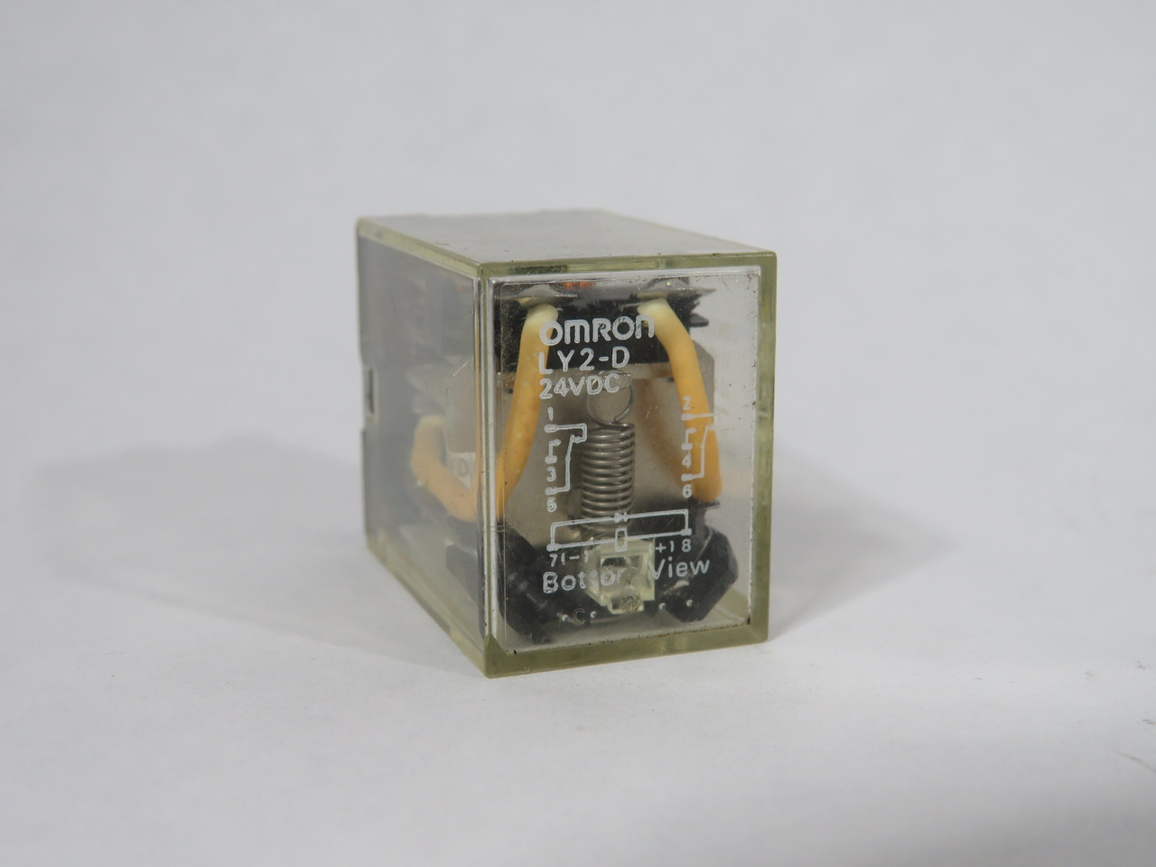 Omron LY2-D-DC24 Power Relay 24VDC 1/2HP 120V 12A 240V 10A 240V 8-Blade USED
