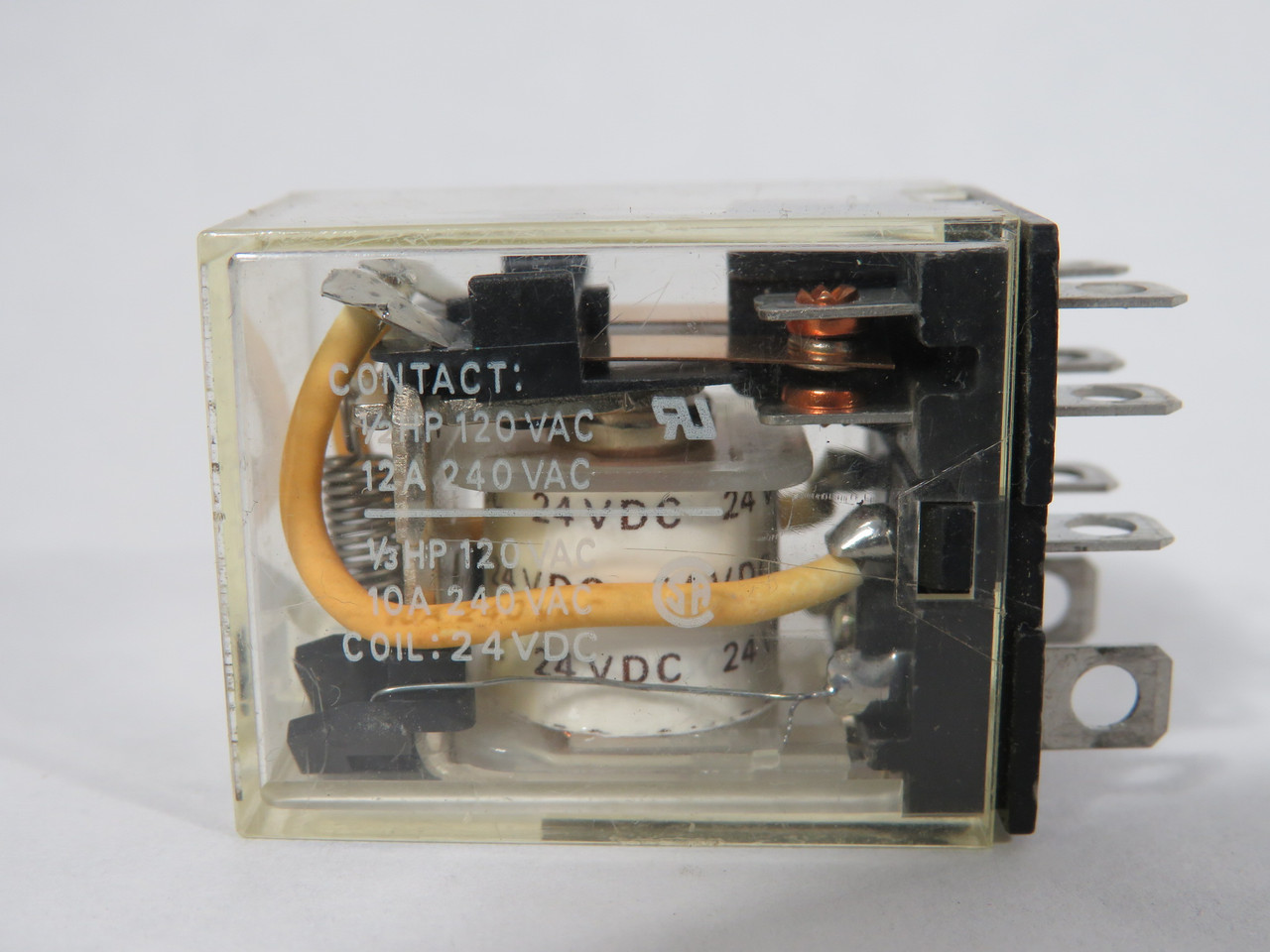 Omron LY2-D-DC24 Power Relay 24VDC 1/2HP 120V 12A 240V 10A 240V 8-Blade USED