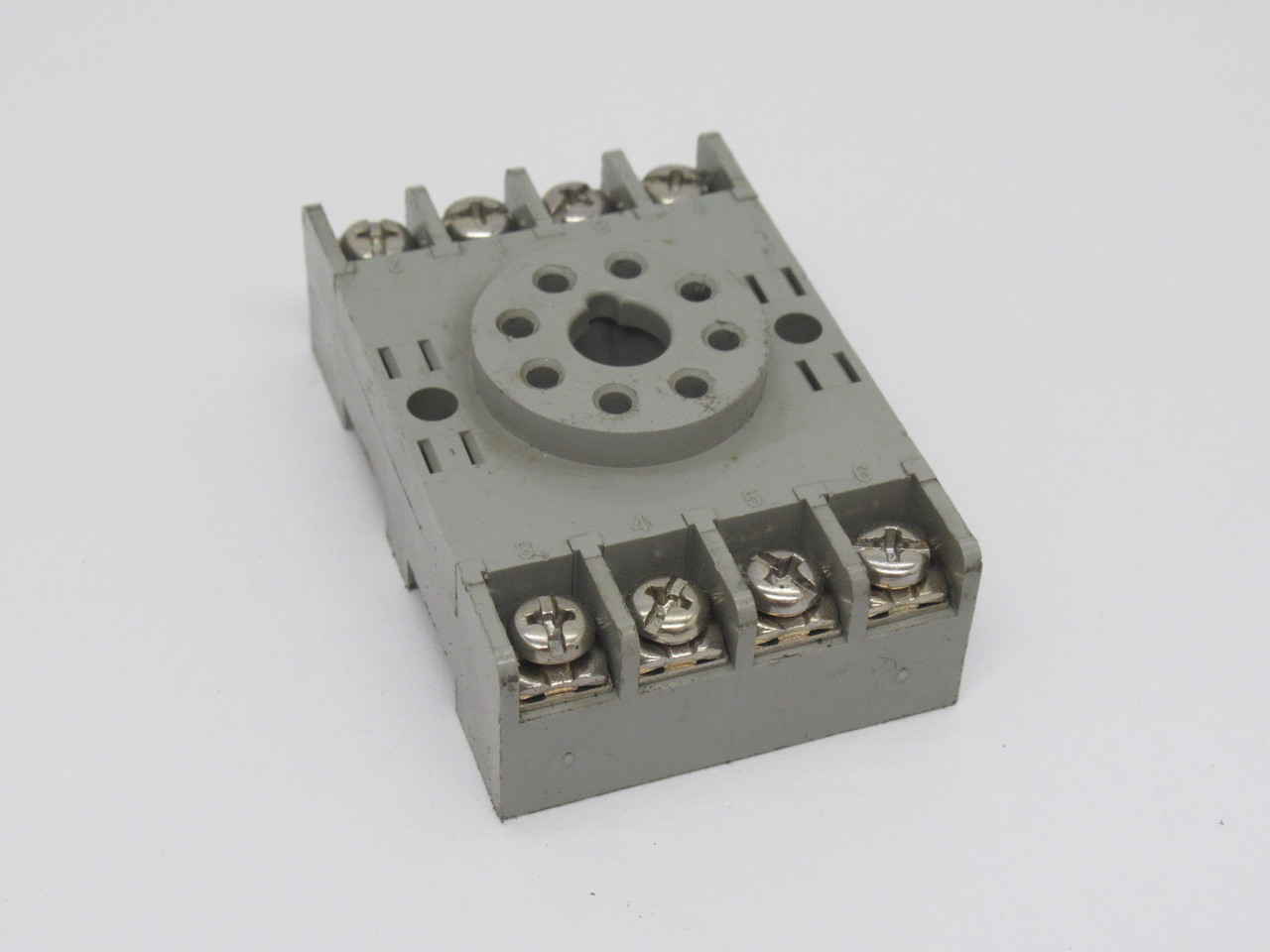 Eagle Signal 60SR2P06 Relay Socket 10A 300V 8-Pin USED