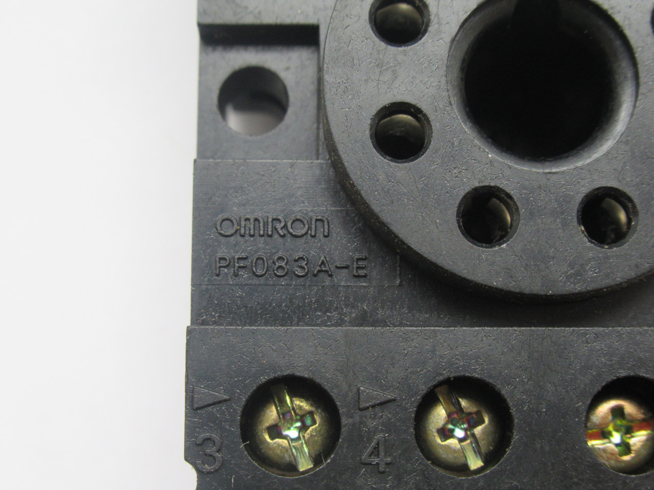 Omron PF083A-E Relay Socket 250V 10A 8-Pin USED