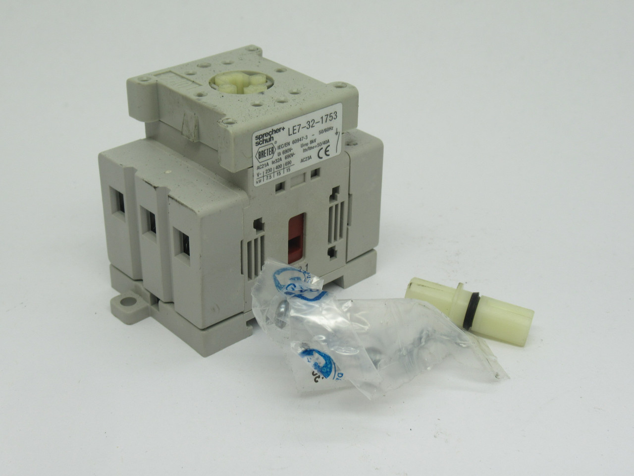 Sprecher + Schuh LE7-32-1753 Motor Disconnect Switch 32A 690VAC 3P DMG BOX NEW
