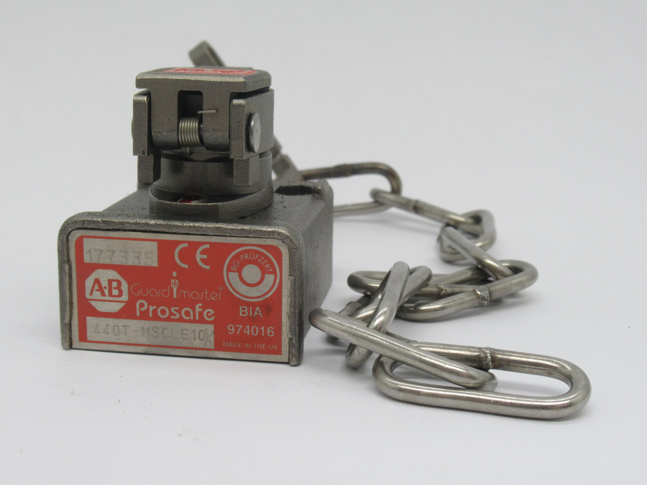 Allen-Bradley 440T-MSCLE10AD Key/Chain Interlock Safety Switch STAINED BOX NEW