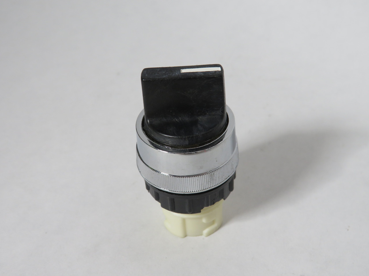 Generic 2 Position Black Maintained Selector Switch Operator 22.5mm NOP