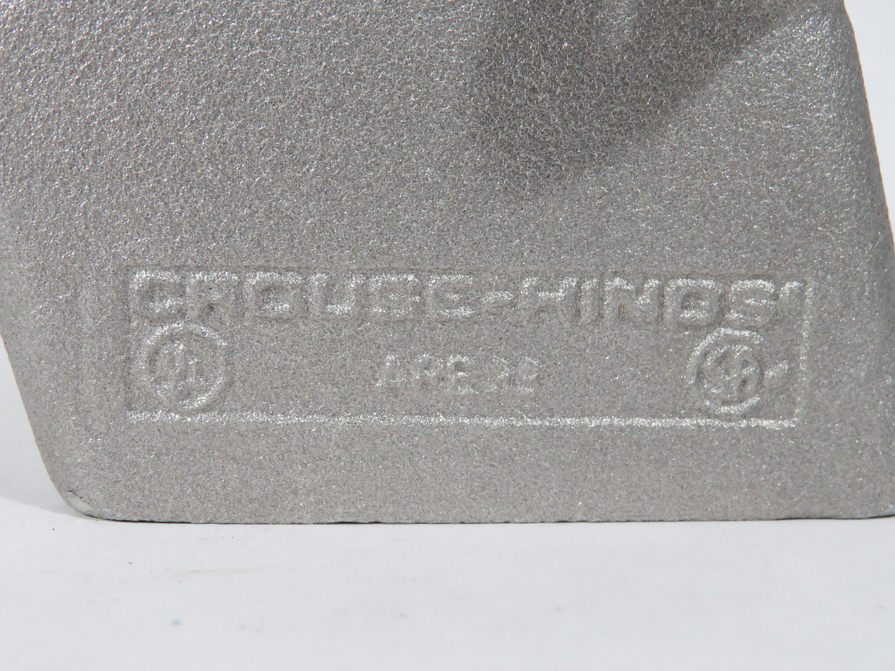 Eaton Crouse-Hinds ARE33 Back Box for 20/30A AR Receptacle 1 Hub 1" NEW