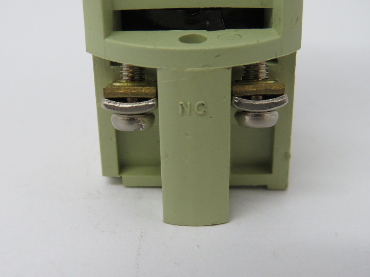 Generic 35mm Twist Release Mushroom Switch 1NO 1NC 10A 250VAC 7.5A 380VAC NOP