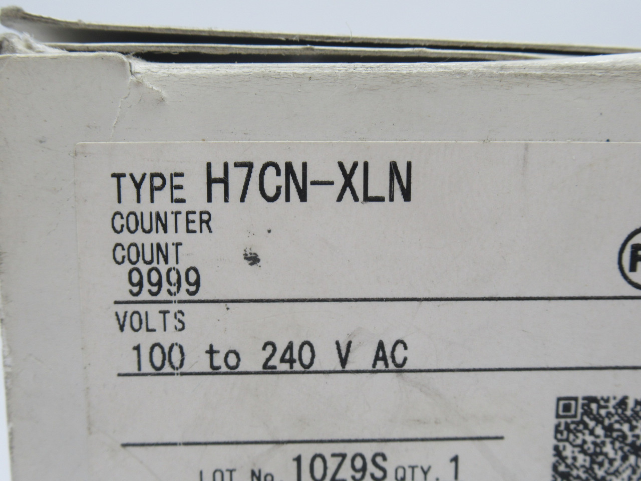 Omron H7CN-XLN-AC100-240V Solid State Digital Counter 100-240VAC DAMAGED BOX NEW