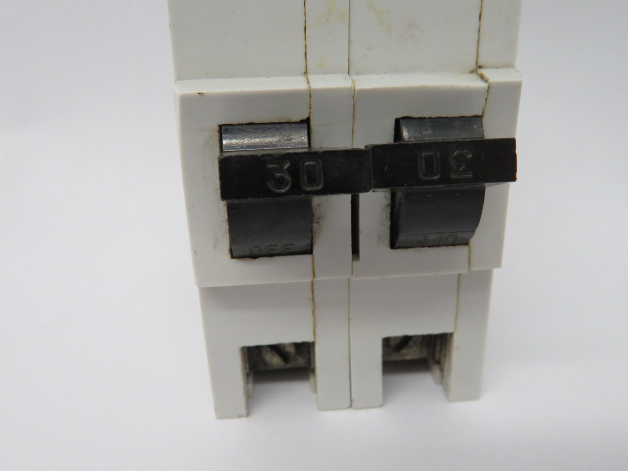 Federal Pacific NA230 White Case Stab-Lok Circuit Breaker 30A 120/240V 2P USED
