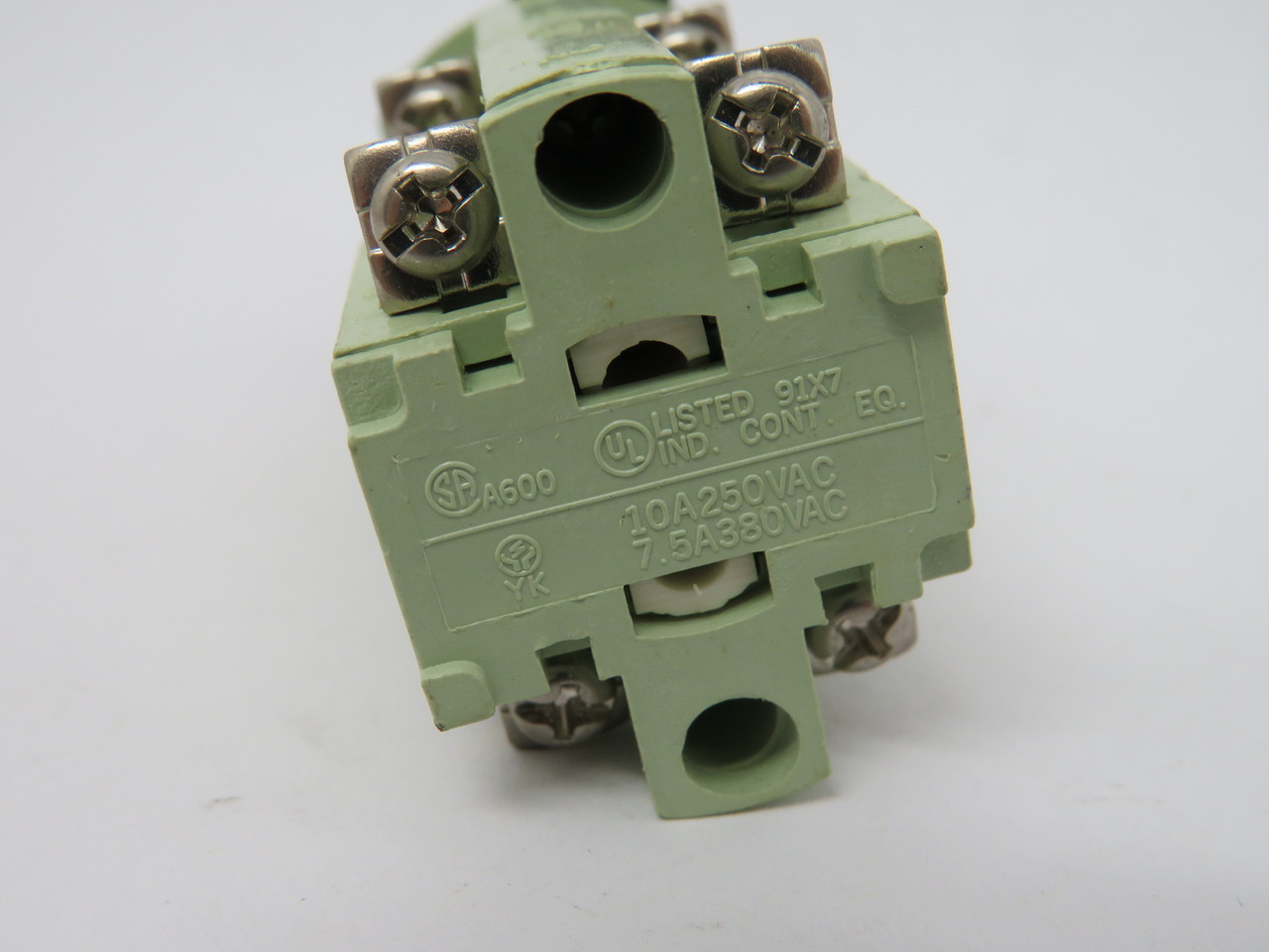 Generic 3Pos Selector Switch Maintained Right 4NO 10A 250VAC 7.5A 380VAC USED