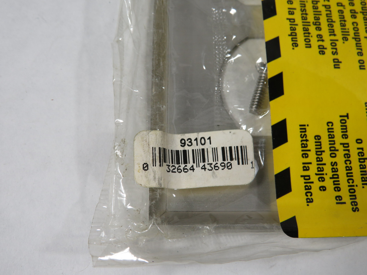 Cooper 93101 Stainless Steel Wallplate Single Gang Duplex NWB