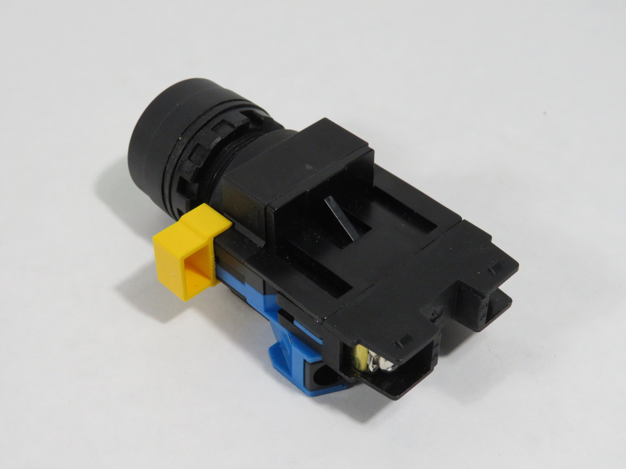 IDEC HW1L-M1F10QD-G-120V Illuminated Push Button 120VAC/DC 1NO Green BOX DMG NEW