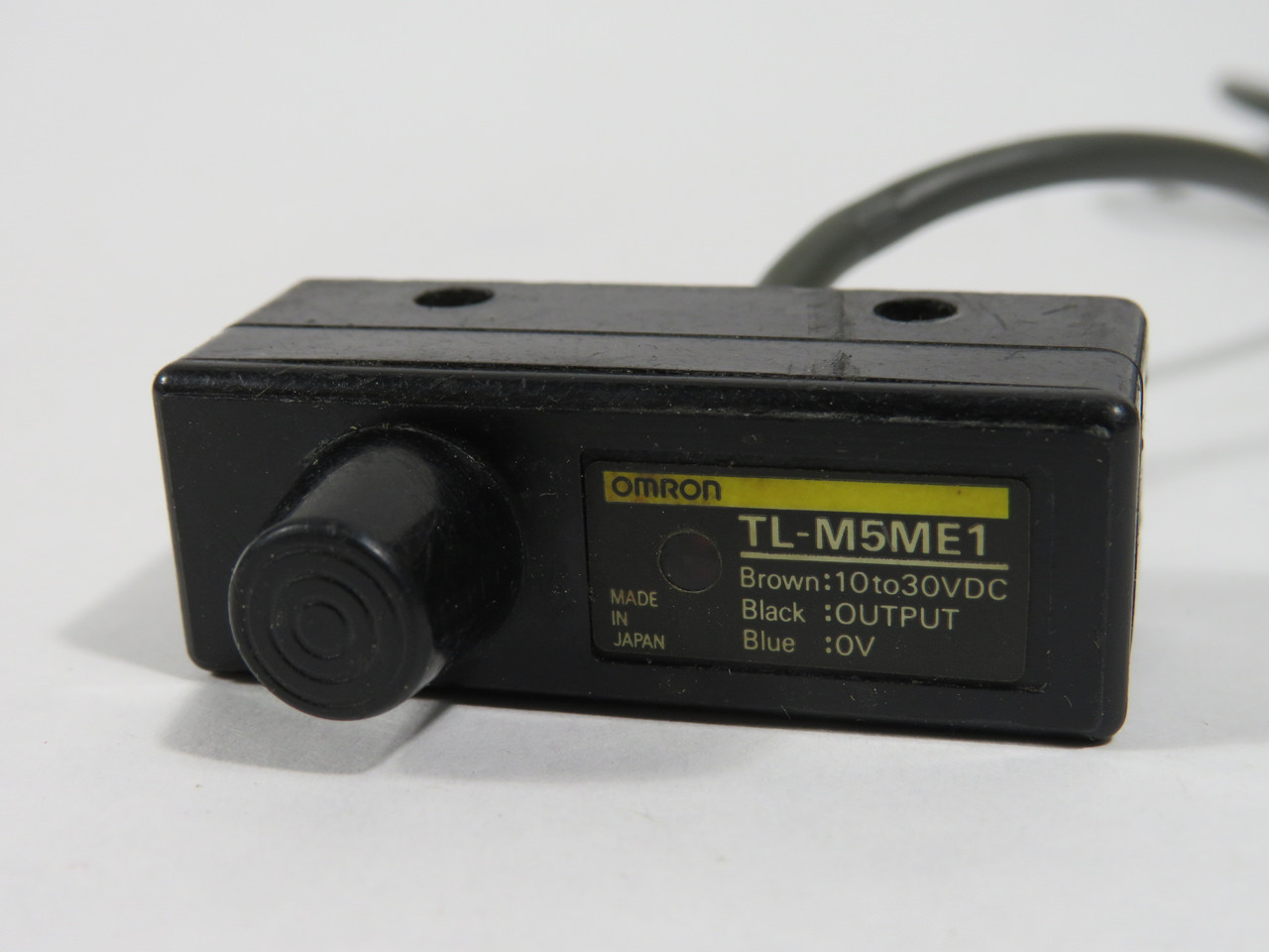 Omron TL-M5ME1 Inductive Proximity Sensor 10-30VDC 5mm NPN NO 6' L USED