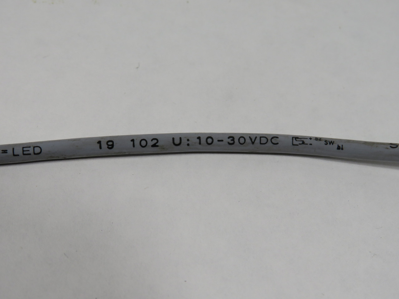 Festo 19102 SIE-M12S-PS-K-LED Inductive Proximity Sensor 10-30VDC 400mA 8' USED
