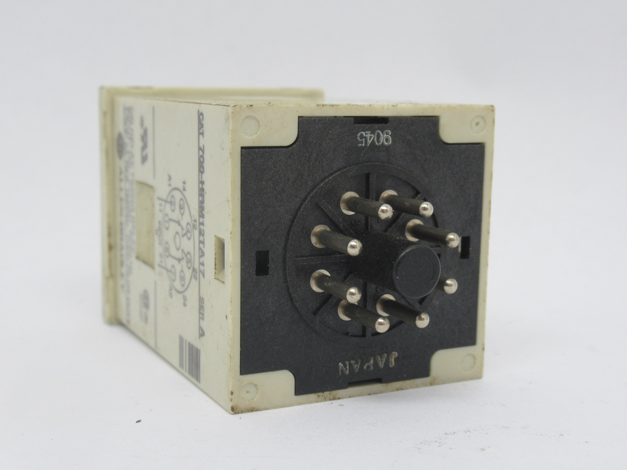 Allen-Bradley 700-HRM12TA17 Timing Relay Ser. A 0.05s-300h 100-240VAC 5A USED