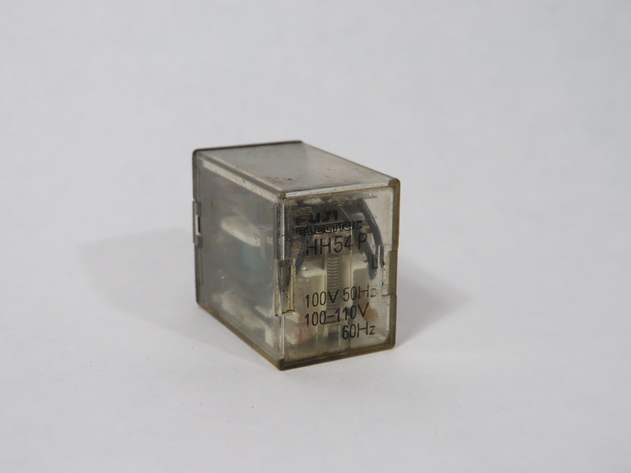Fuji Electric HH54P-LAC110V Miniature Control Relay 100V/50Hz 100-110V/60Hz USED