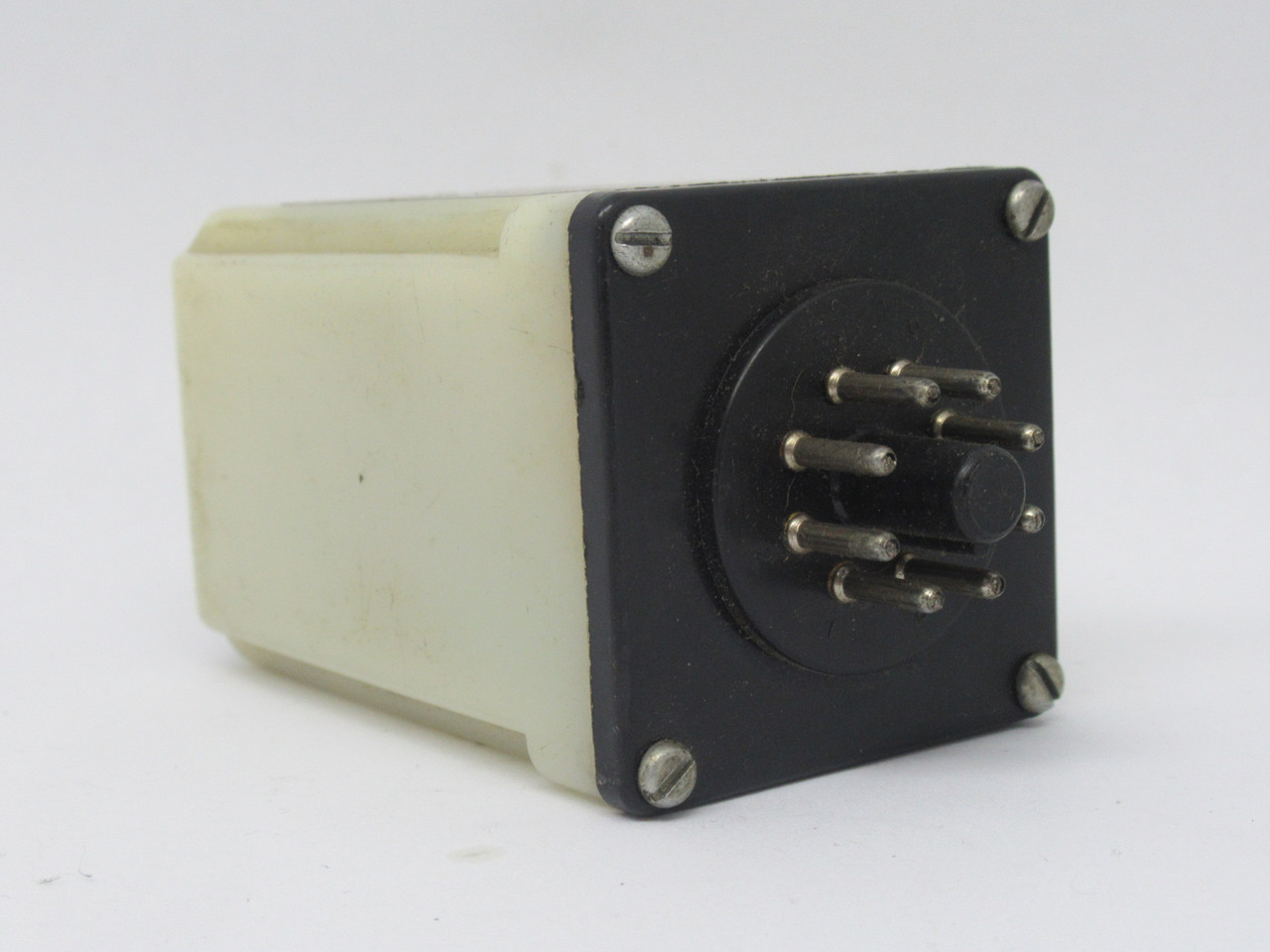 Agastat 9812B11F Time Delay Relay 6-180sec 120VAC 10A 60Hz 8-Pin USED